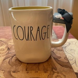 Rae Dunn Cowardly Lion mug
